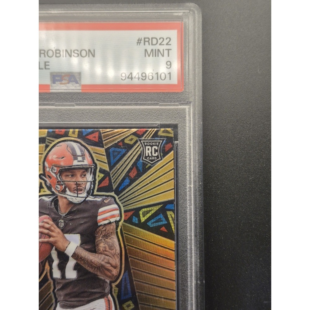 2023 Panini Mosaic - Razzle Dazzle‎ Dorian Thompson-Robinson #RD22 - Picture 5 of 12